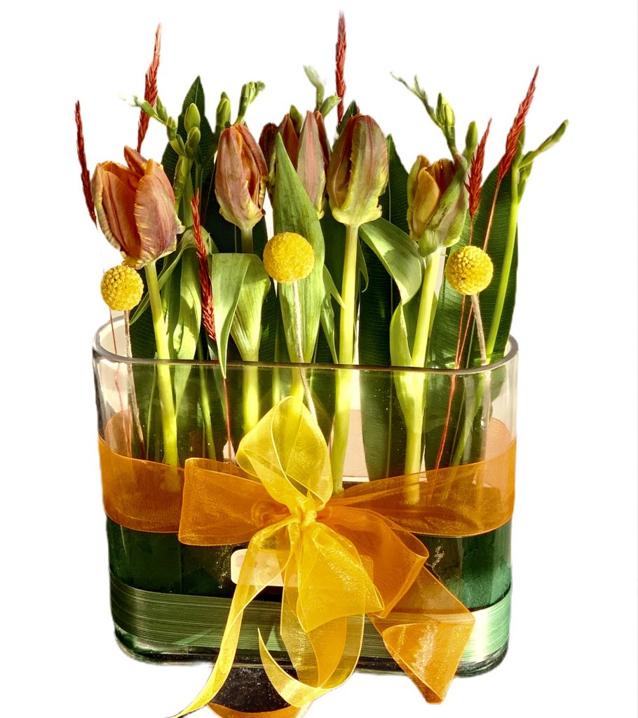 Oval vase arrangement Floral Muzik